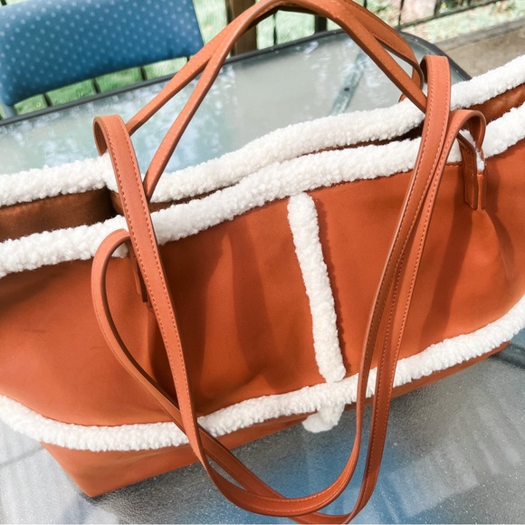 Universal Thread Target XL Brown Sherpa Tote Huge! - Picture 11 of 12
